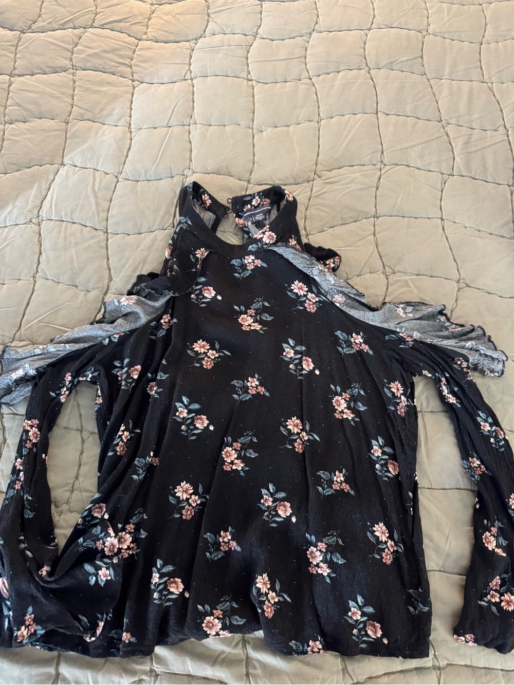 Cold-Shoulder Floral Black Women's Top
